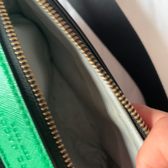 Marc Jacobs purse - Picture 5 of 12